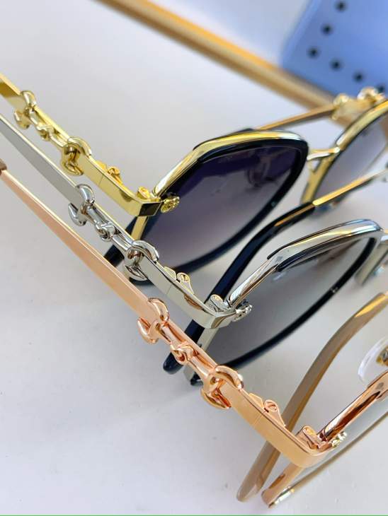 Picture of Gucci Sunglasses _SKUfw80442399fw
